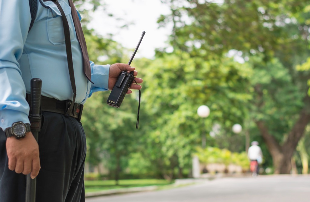 apples new headquarters security guard