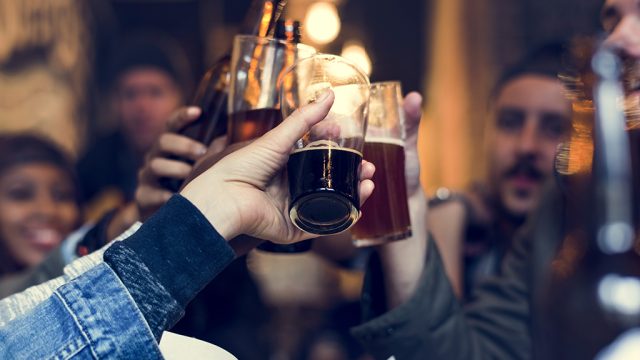 Friends drinking beer