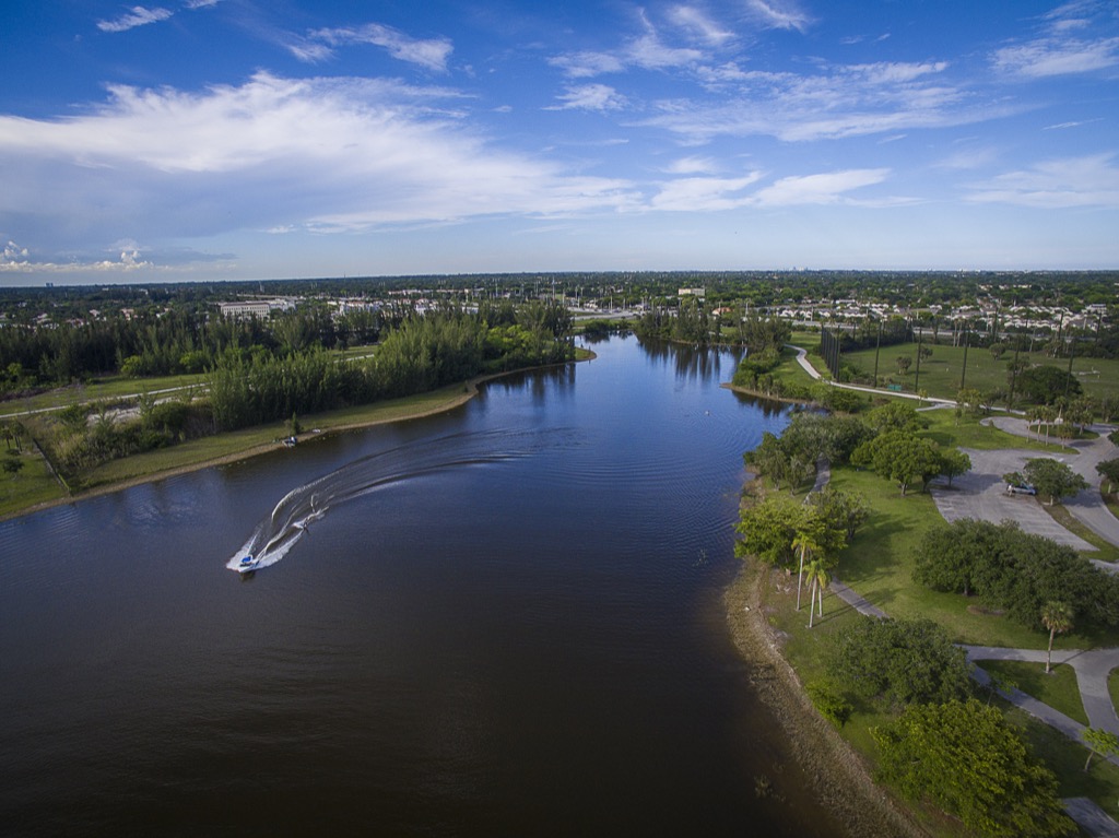 Pembroke Pines, happiest cities, longest-living cities, healthiest cities, longest commutes, commute, best job opportunities, best drinking water, best drinking water
