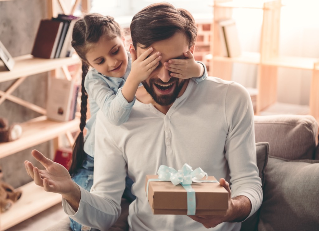 hanukkah giving gifts