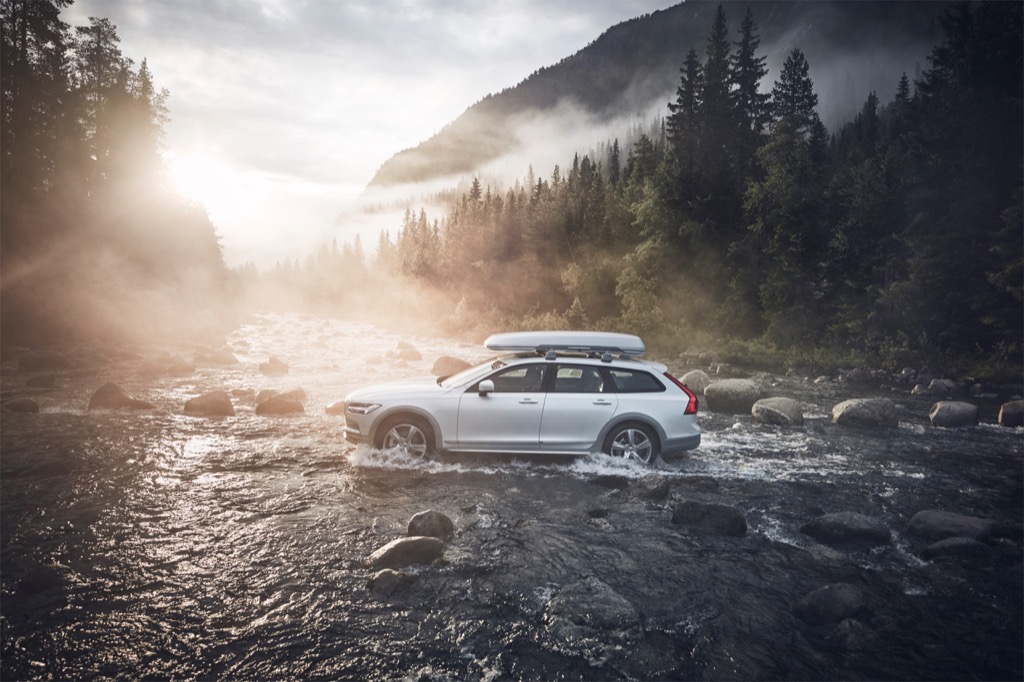 The Volvo V90 Cross Country is a spacious winter driving wagon
