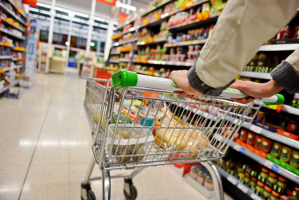 person pushing a shopping cart, weight loss motivation