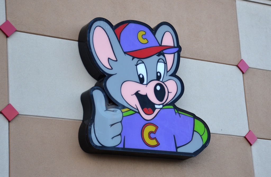 Chuck E Cheese exterior