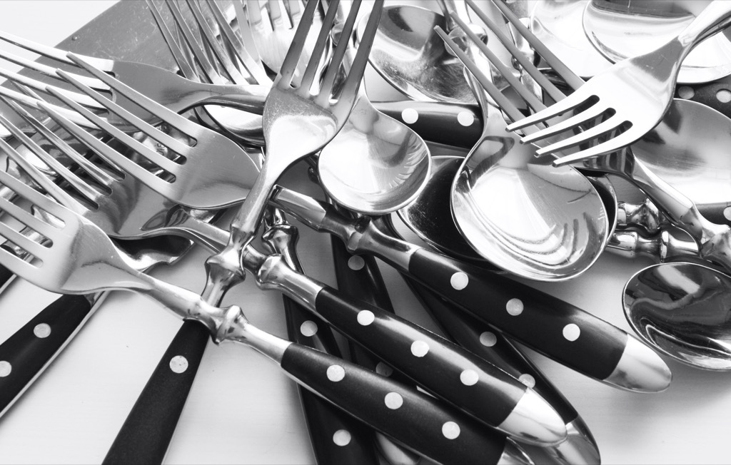 Things You Should Never Do in a Fancy Restaurant