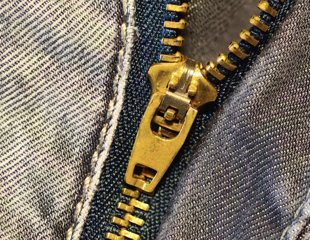 Jeans fly