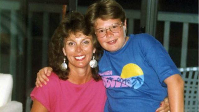 Ryan Seacrest with his Mom.