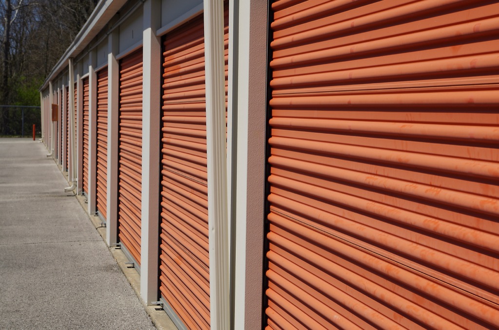 storage unit useless jobs