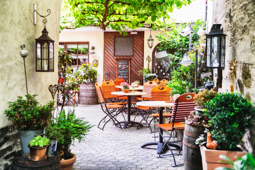 outdoor tables summer