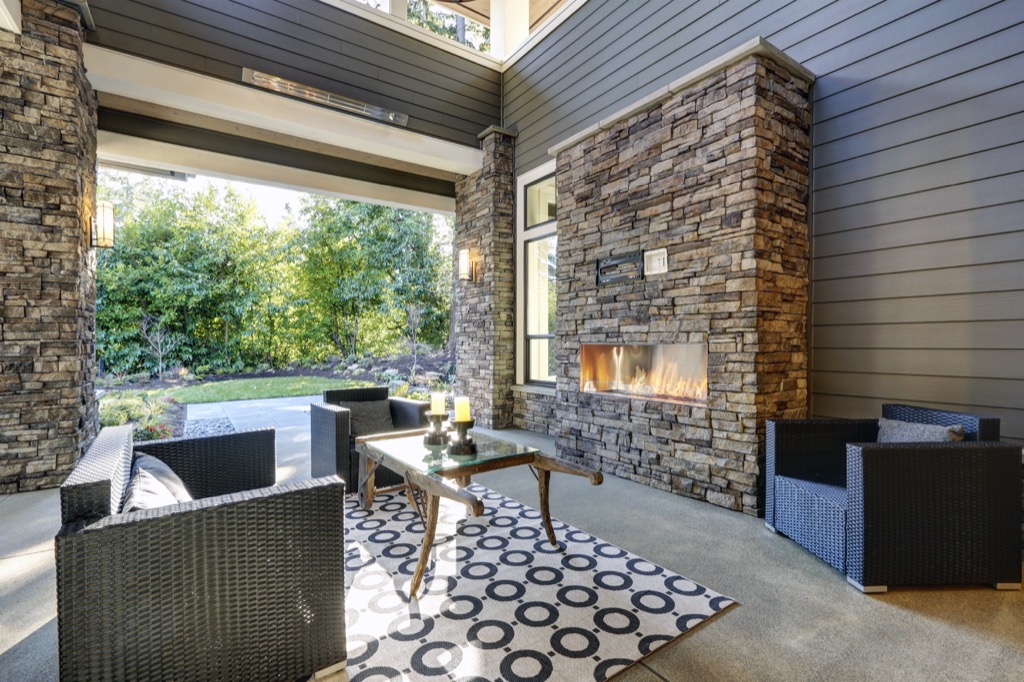 outdoor rug outside backyard patio