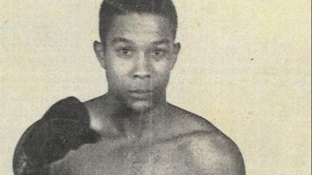 n a viral thread, Twitter user @AngryManTV shared the incredible story of why his grandfather had to quit professional boxing back in the 1940s.