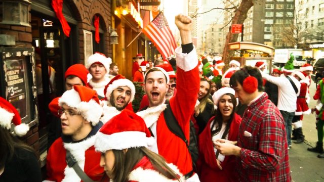 santacon is by far one of the worst holiday trends