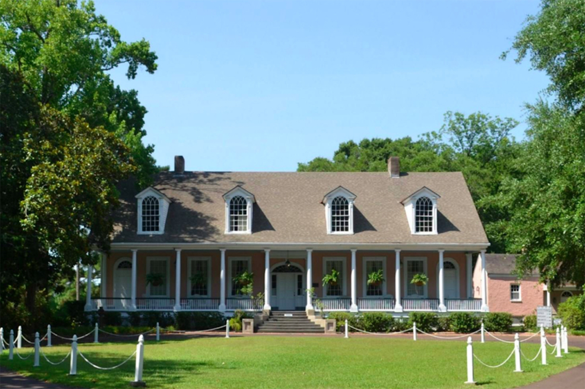Federal Style Home from Mississippi most popular house styles