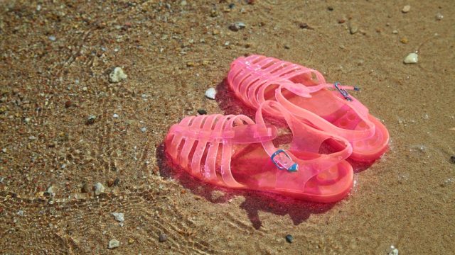 jelly sandals