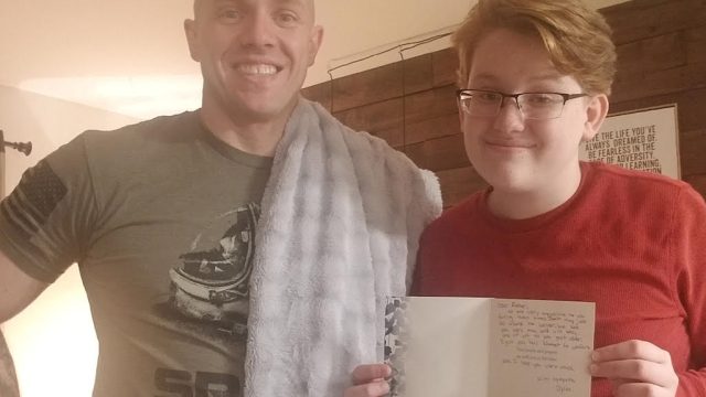 kid writes hilarious birthday message to father on 40th birthday