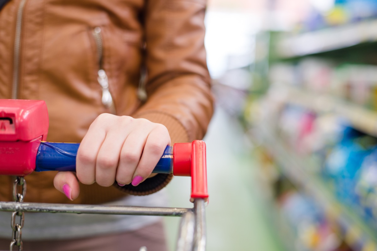 Woman Shopping {Walmart Shopping Secrets}