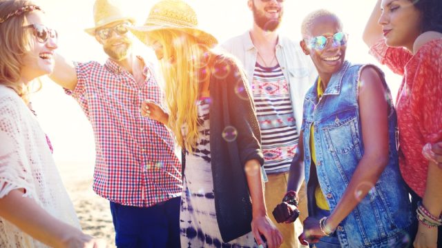 friends hanging out outside in the summer, summer party essentials