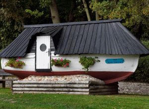 old fishing boat house, unique houses