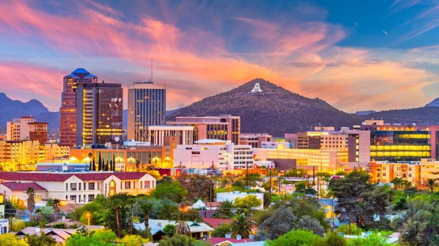 tucson arizona skyline at night
