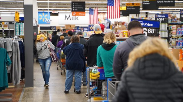 busy walmart checkout line