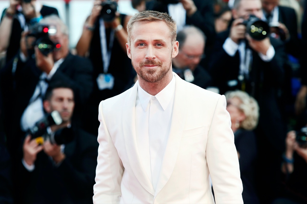 Ryan Gosling wears a white suit to the premiere of "First Man" in 2018