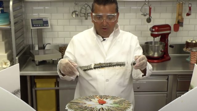buddy valastro fails making spin art cake
