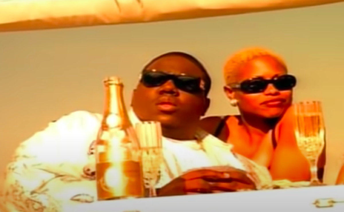 Notorious BIG in the "Hypnotize" video