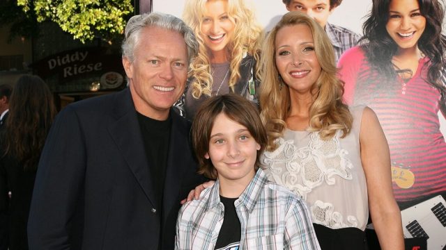 Michel Stern, Julian Stern, and Lisa Kudrow in 2009