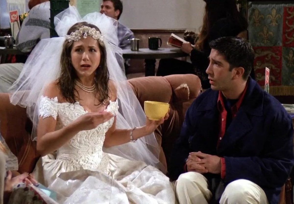 Jennifer Aniston and David Schwimmer on "Friends" season 1