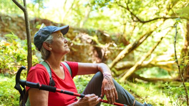 older-woman-traveling