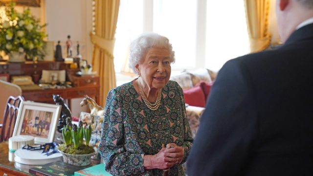 Queen Elizabeth meeting the incoming and outgoing Defence Service Secretaries at Windsor Castle on February 16, 2022