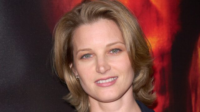 Bridget Fonda at the premiere of "Kiss of the Dragon" in 2001
