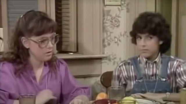 Lauri Hendler and Lara Jill Miller on "Gimme a Break!"