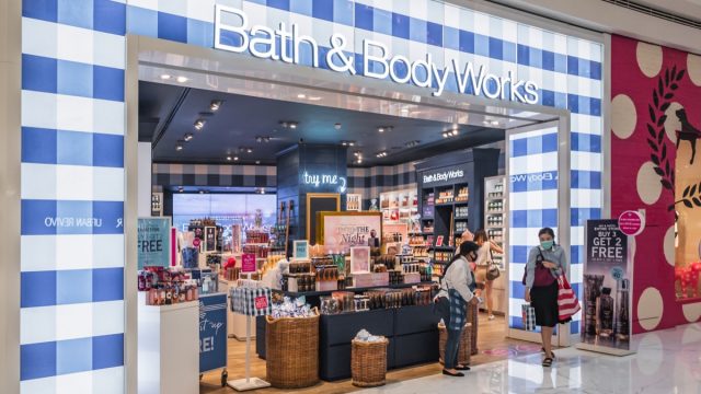 Bath & Body Works storefront