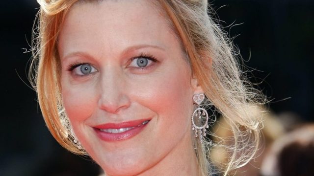 Anna Gunn in 2008