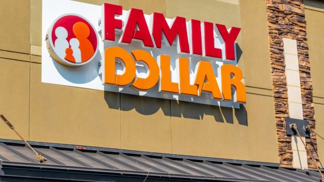 sign for family dollar