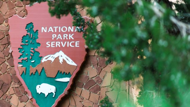 national park service sign