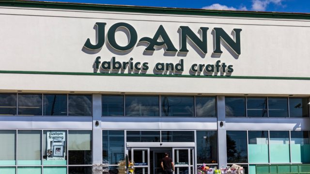 jo-ann fabrics store