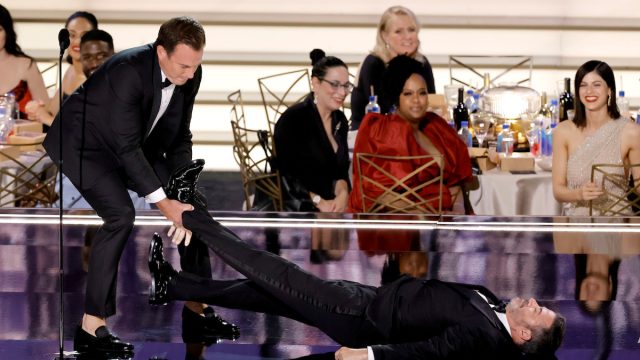 Will Arnett and Jimmy Kimmel onstage at the 2022 Emmys