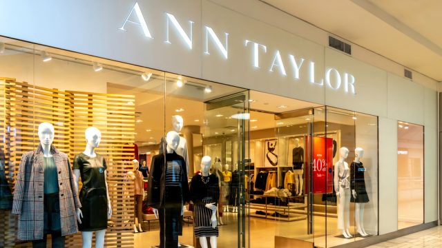 Tysons,Corner,,Virginia,,Usa ,January,14,,2020:,The,Ann,Taylor