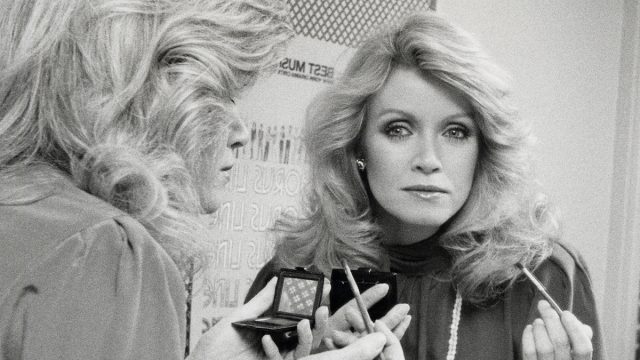 Donna Mills on the set of "Knots Landing" in 1982