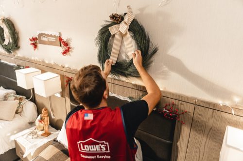 Lowe’s Holiday Home Layover