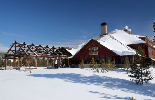 Old Faithful Inn