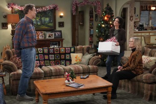 John Goodman, Sara Gilbert, and Jane Curtin on "The Connors"