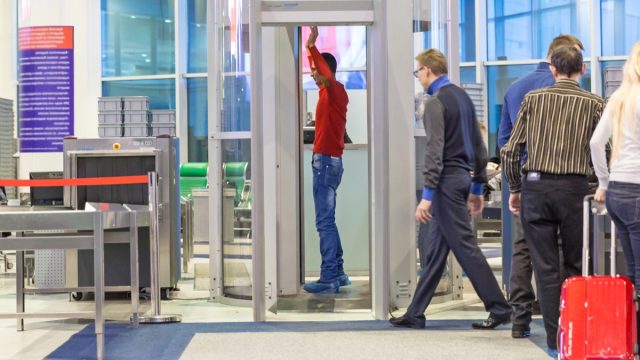 airport security screening