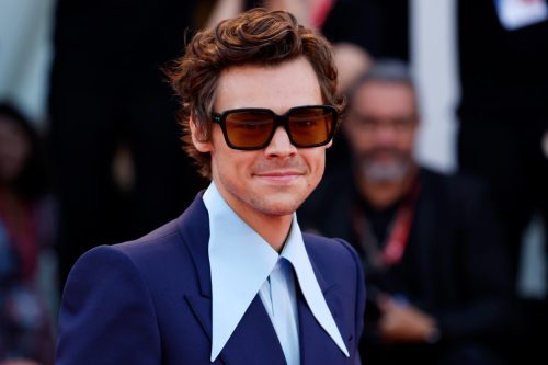 VENICE, ITALY - SEPTEMBER 05: Harry Styles attends the "Don't Worry Darling" red carpet at the 79th Venice International Film Festival on September 05, 2022 in Venice, Italy.