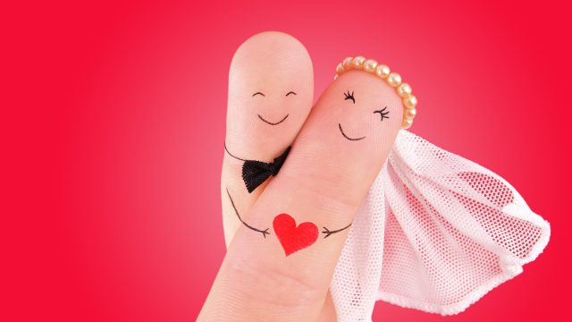 "just married" finger puppets