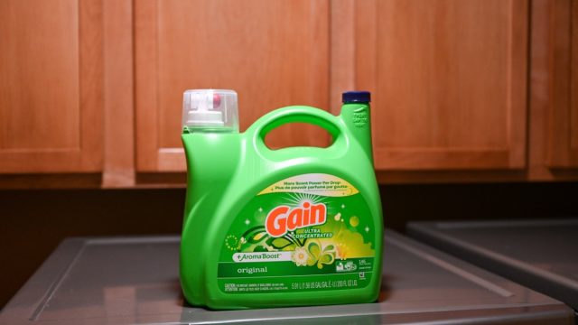 gain laundry detergent