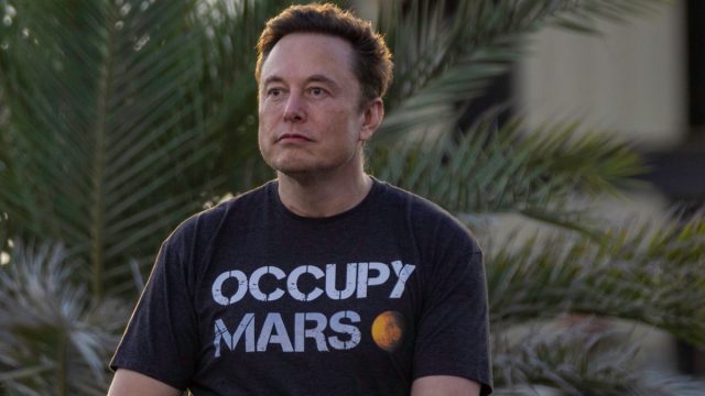 BOCA CHICA BEACH, TX - AUGUST 25: SpaceX founder Elon Musk during a T-Mobile and SpaceX joint event on August 25, 2022 in Boca Chica Beach, Texas. The two companies announced plans to work together to provide T-Mobile cellular service using Starlink satellites. (Photo by Michael Gonzalez/Getty Images)