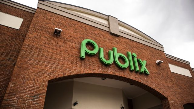 Publix retail grocery store entrance building sign