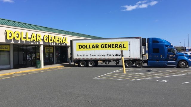 Dollar,General,Delivery,Truck,Offloads,New,Merchandise,At,Shopping,Center